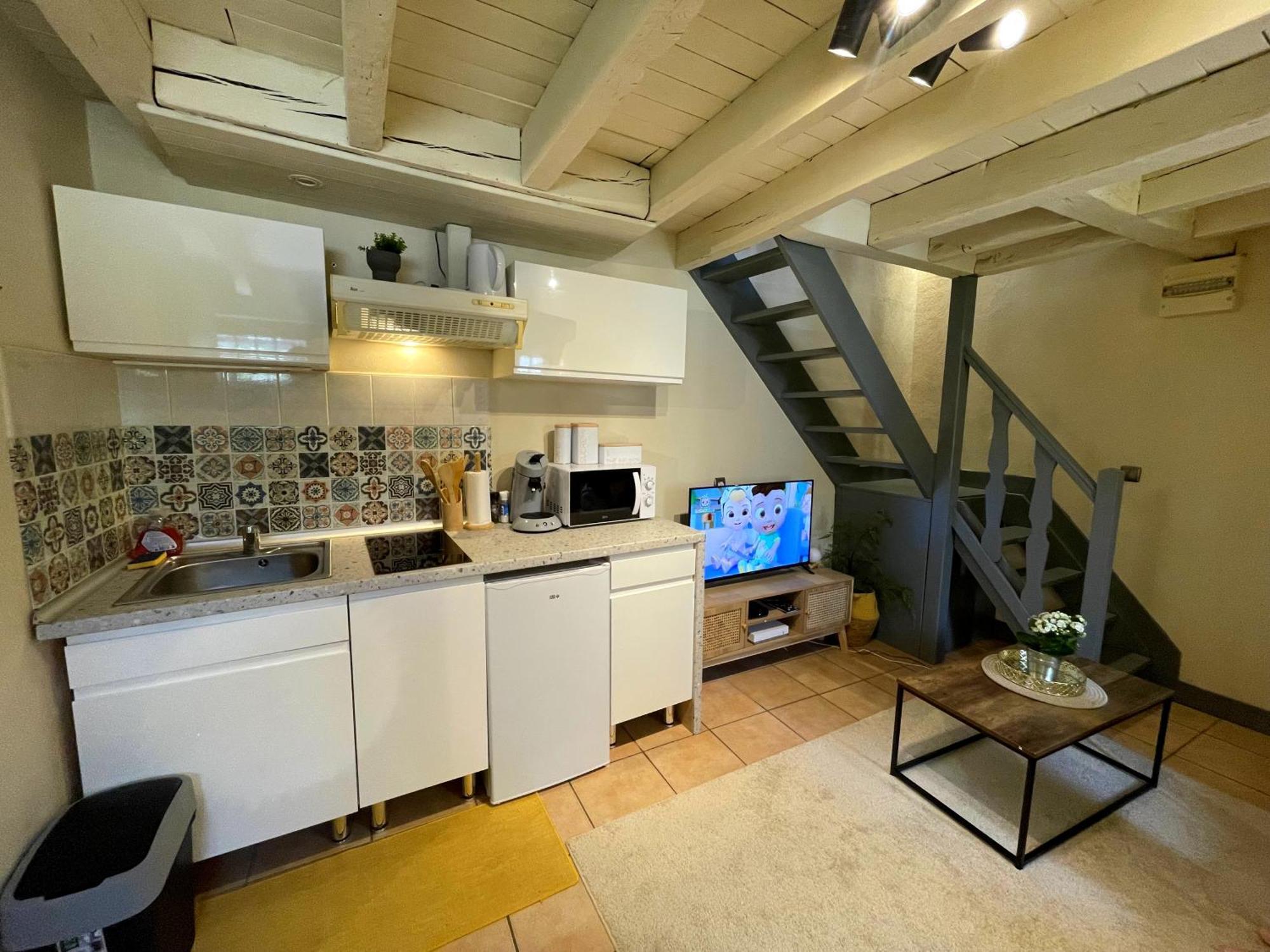 "Sainte Valiere", Appartement Calme Sur Cour Privative, Nevers Dış mekan fotoğraf